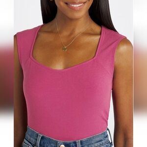 Gilli Fuchsia Ribbed Sweatheart Neck Top